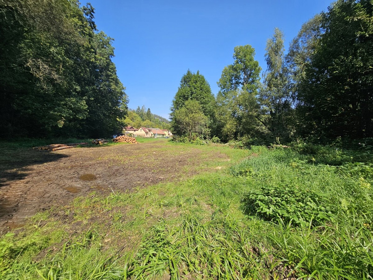 Фото 1 - Продажа участка · Луг · 1 981 m²