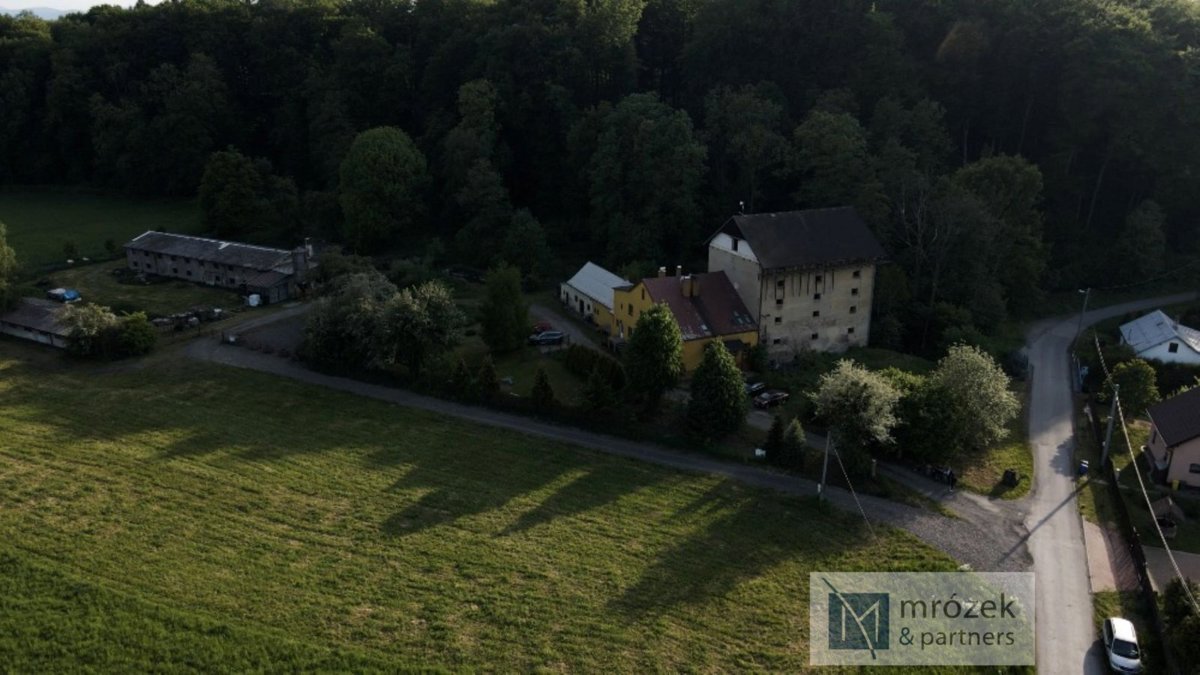 Фото 2 - Продажа коммерческой недвижимости · Склад · 600 m²