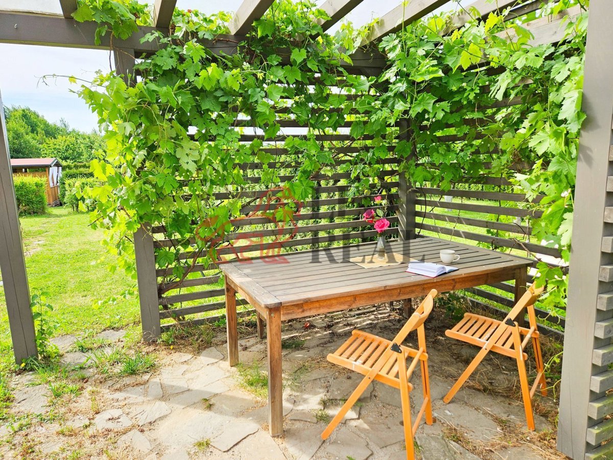 Фото 3 - Продажа дома · Семейный дом · 9 m² · 1 комната