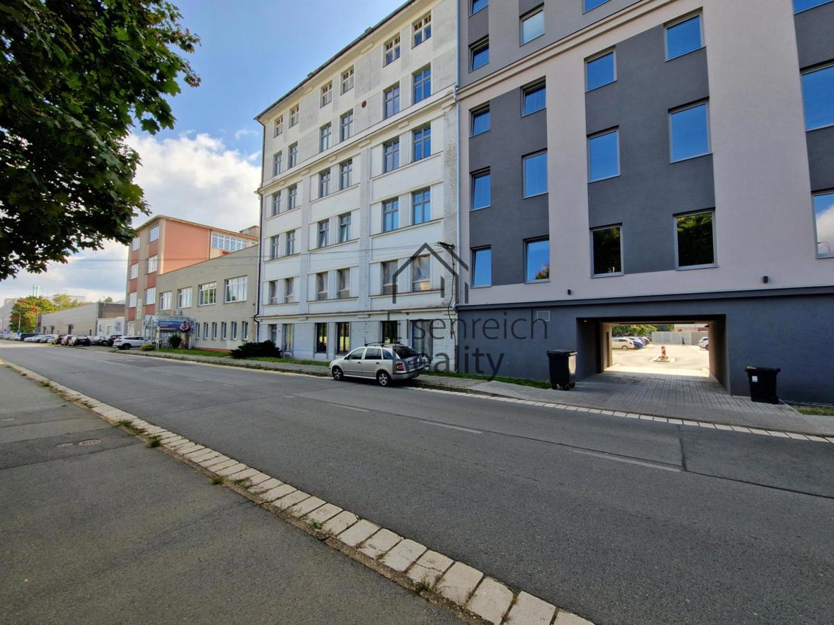 Fotografie 1 - Pronájem komerční nemovitosti · Kancelář · 250 m²