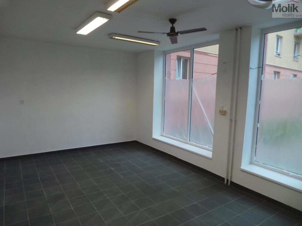 Фото 1 - Продажа коммерческой недвижимости · 55 m²