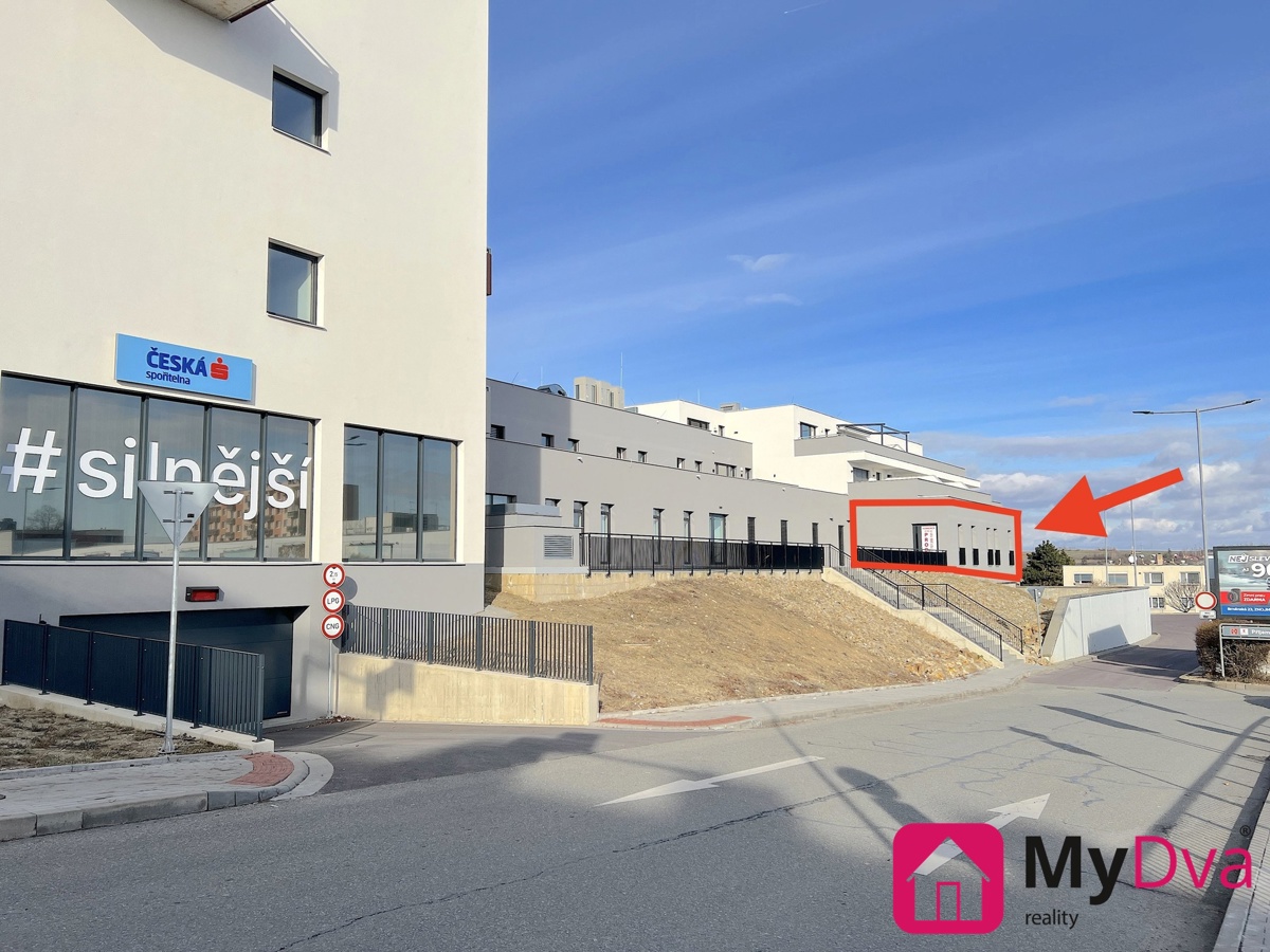 Fotografie 1 - Pronájem komerční nemovitosti · Obchodní prostor · 216 m²