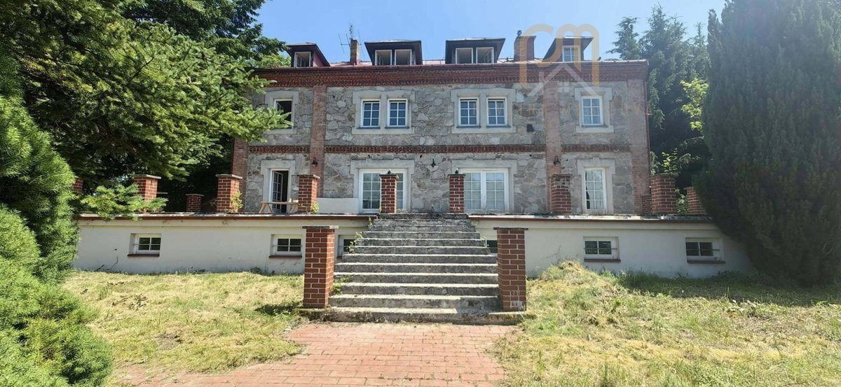 Photo 1 - House for sale · 663 m² · 5 rooms