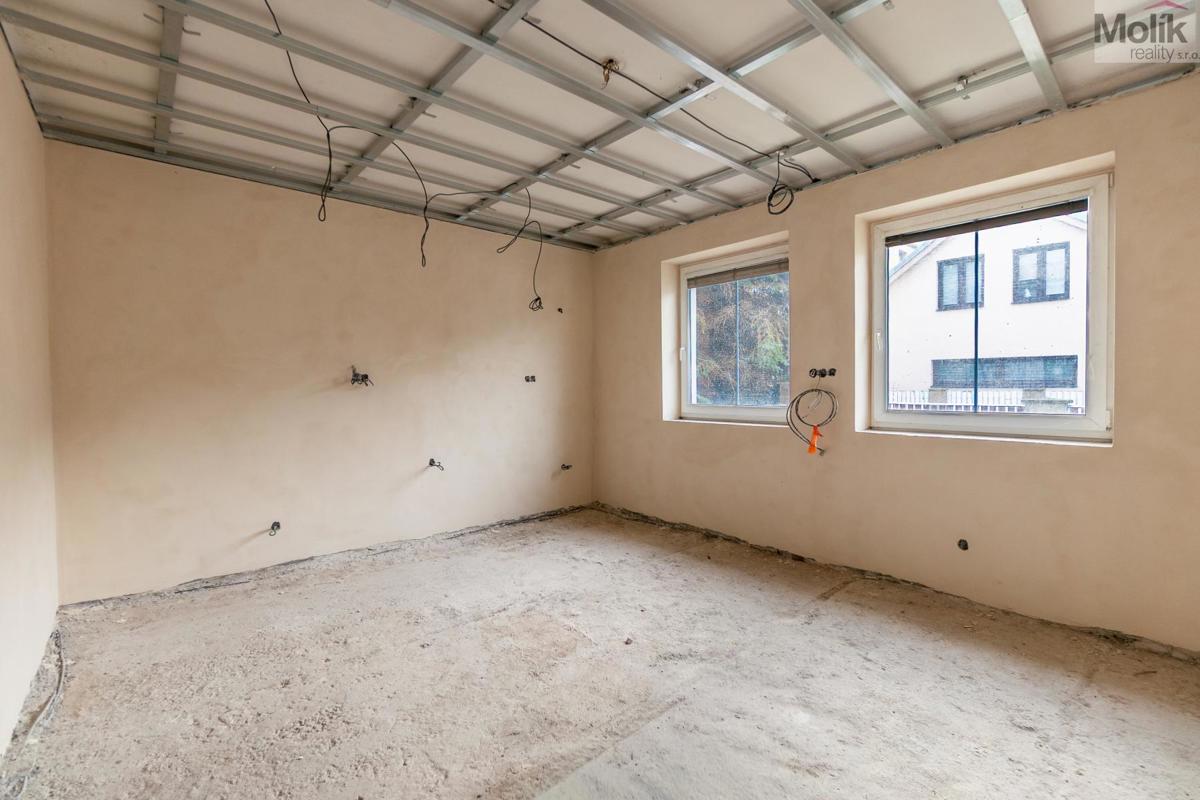 Фото 1 - Продаж будинку · Сімейний будинок · 126 m²