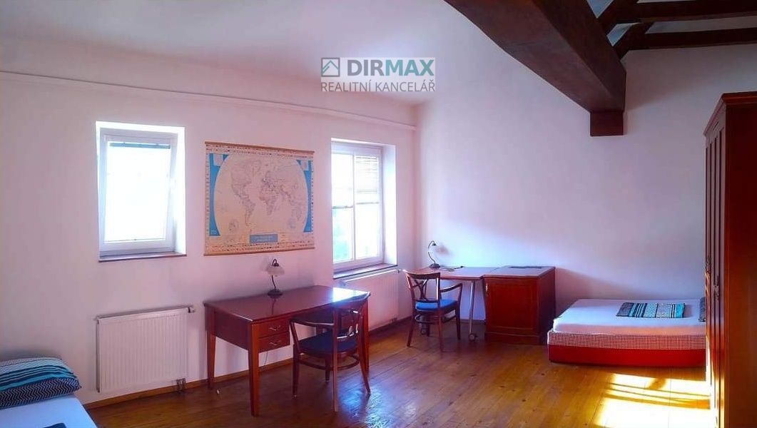Fotografie 1 - Pronájem pokoje · 30 m²