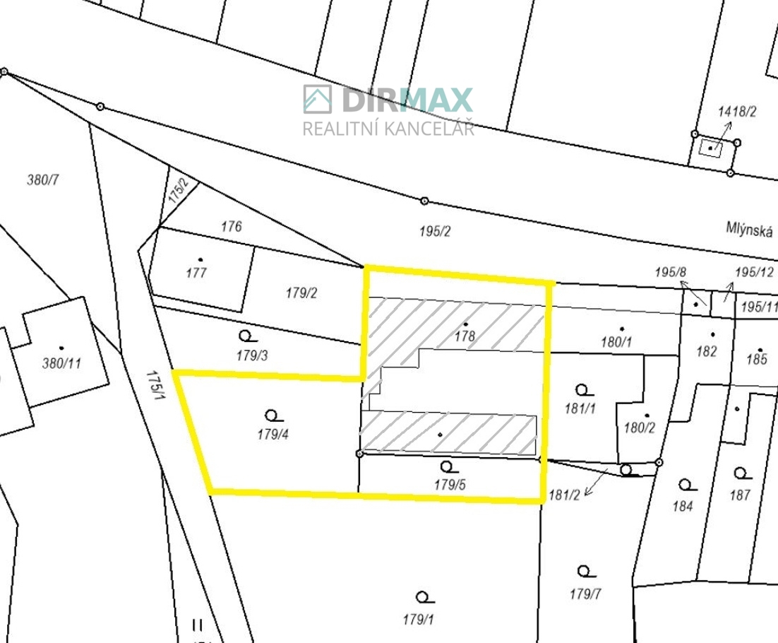 Fotografie 1 - Prodej pozemku · Bydlení · 1 210 m²