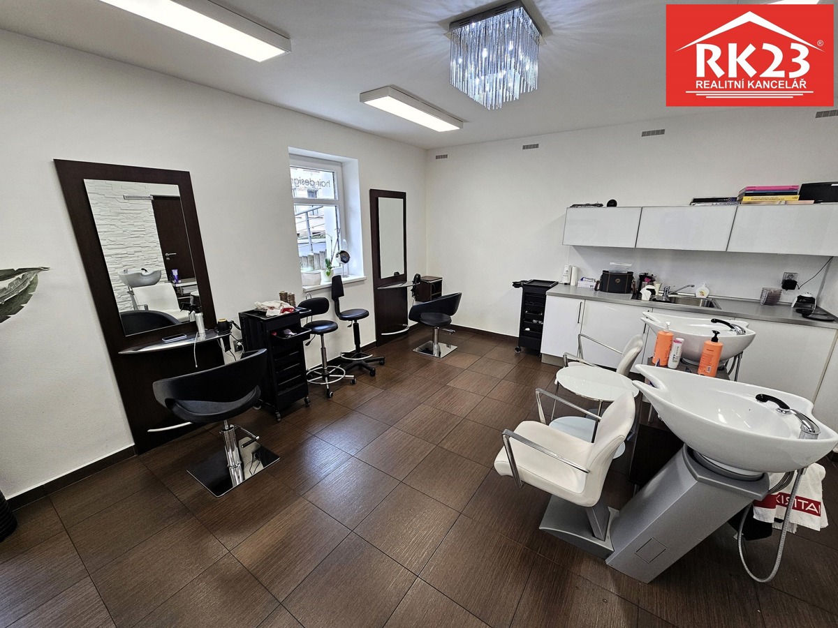 Photo 2 - Commercial property for rent · Beauty salon · 40 m²