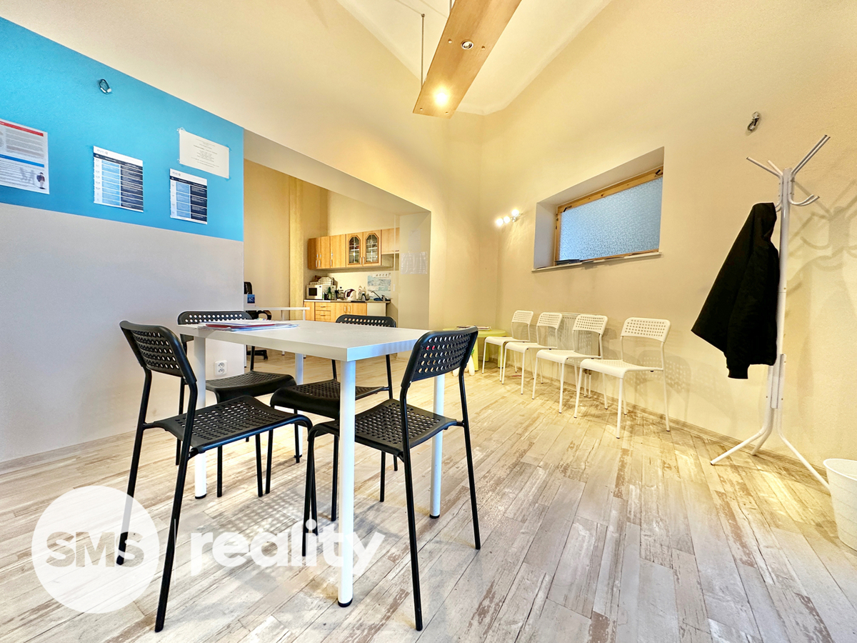 Photo 4 - Commercial property for rent · Office · 103 m²