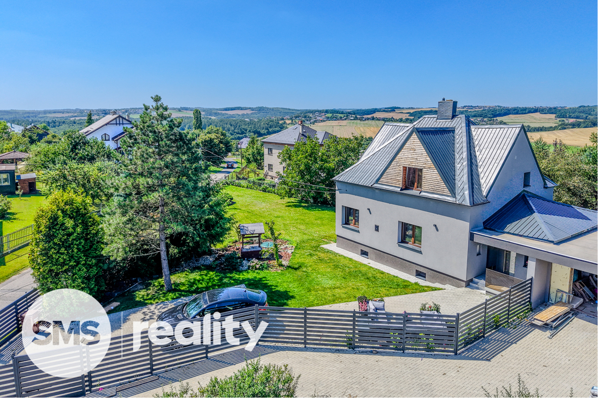 Фото 1 - Продаж будинку · Сімейний будинок · 294 m²