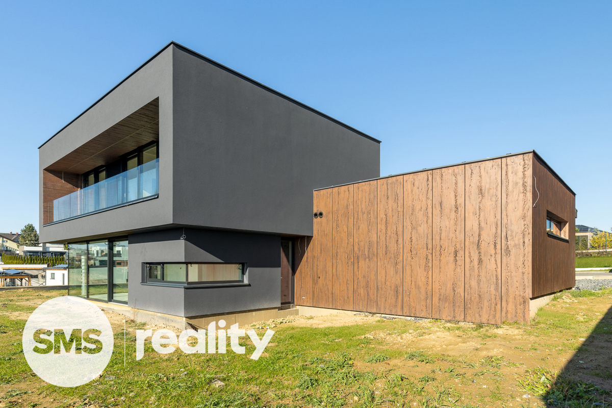 Фото 2 - Продаж будинку · Сімейний будинок · 251 m²