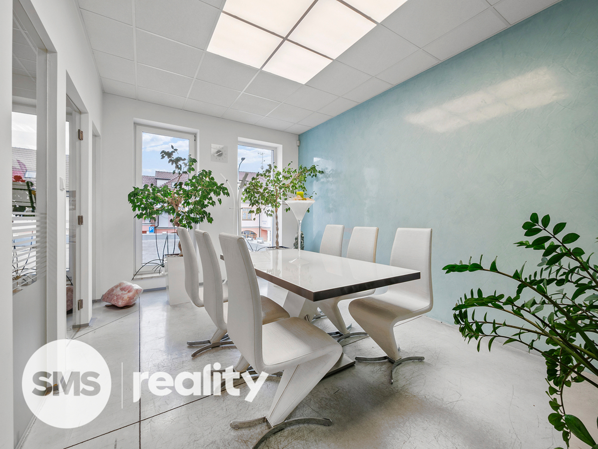 Photo 3 - Commercial property for rent · 300 m²