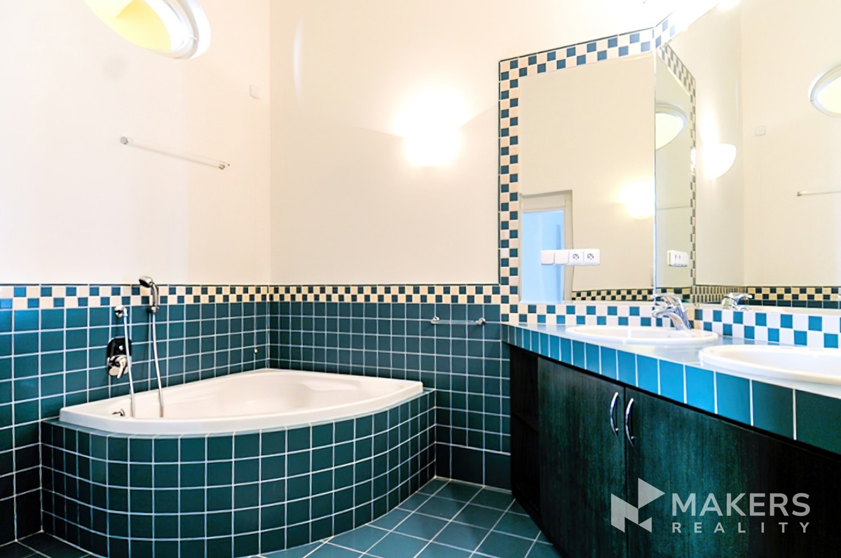 Hình ảnh 4 - Căn hộ cho thuê · 4+kk · 178 m²