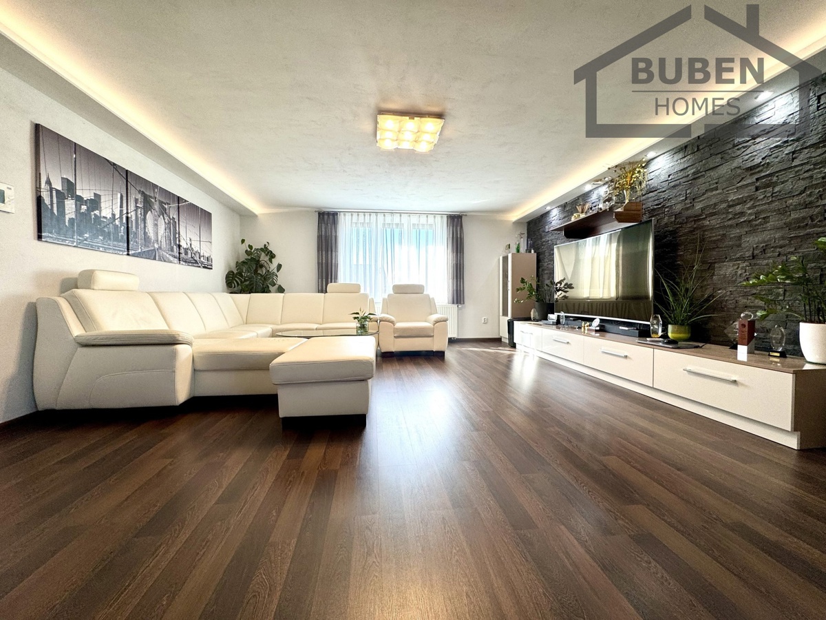 Фото 2 - Продаж будинку · Сімейний будинок · 414 m² · 5 кімнат