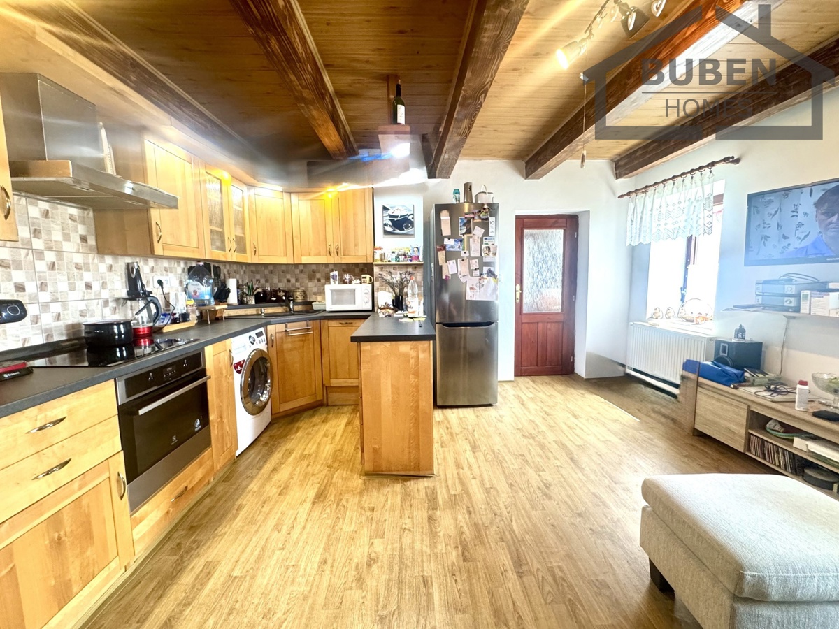 Фото 2 - Продаж будинку · Сімейний будинок · 200 m² · 4 кімнати