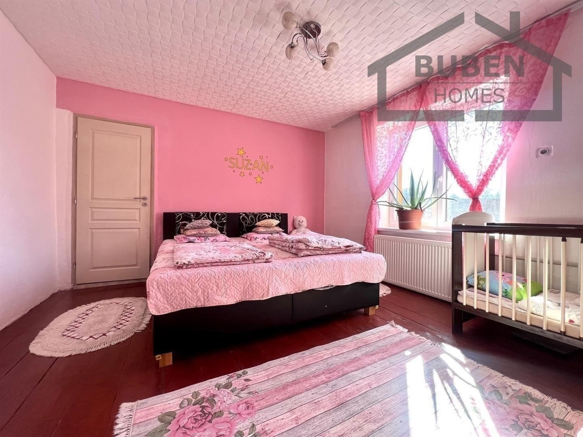 Photo 4 - House for sale · Family house · 180 m² · 5 rooms