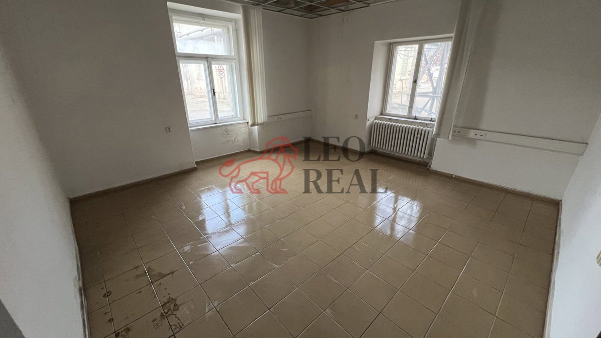 Photo 1 - Commercial property for rent · 19 m²