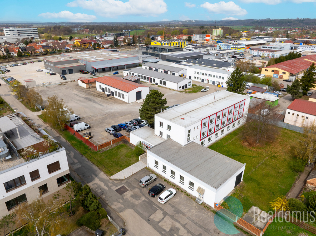 Photo 1 - Commercial property for sale · 12 668 m²