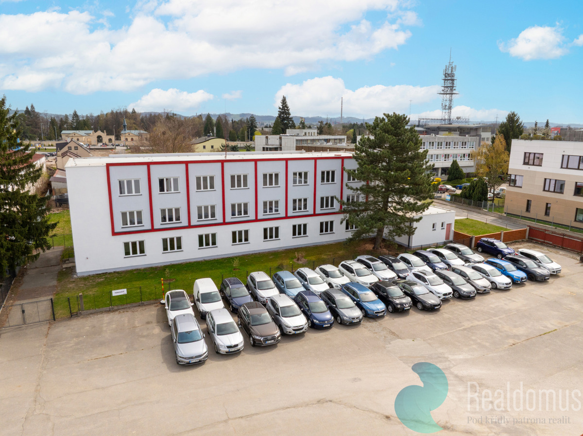 Фото 1 - Аренда коммерческой недвижимости · Офис · 351 m²