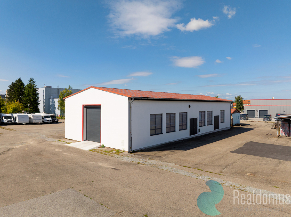 Fotografie 2 - Pronájem komerční nemovitosti · 340 m²