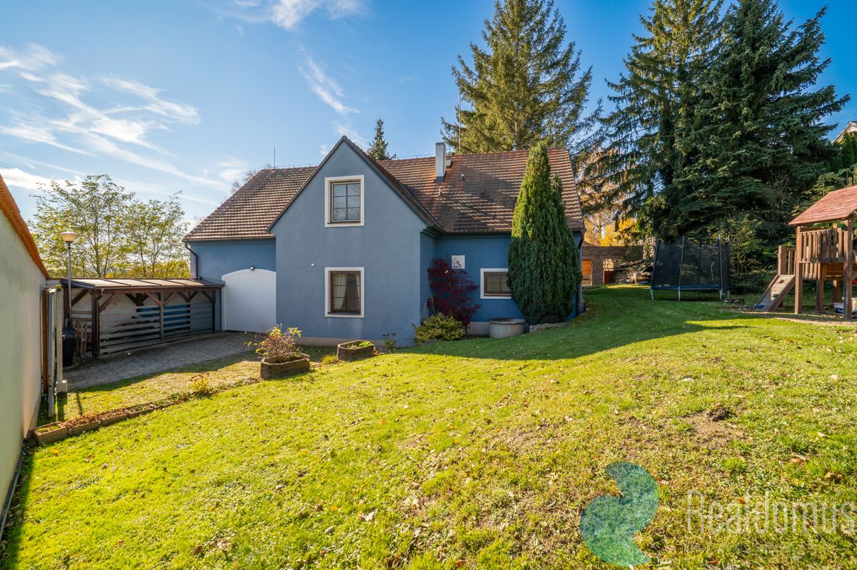 Фото 1 - Продаж будинку · Котедж · 267 m²
