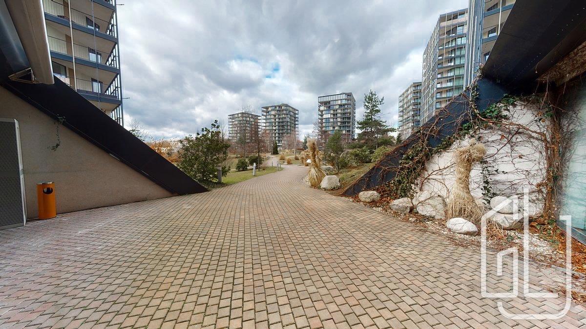 Фото 2 - Продажа коммерческой недвижимости · 142 m²
