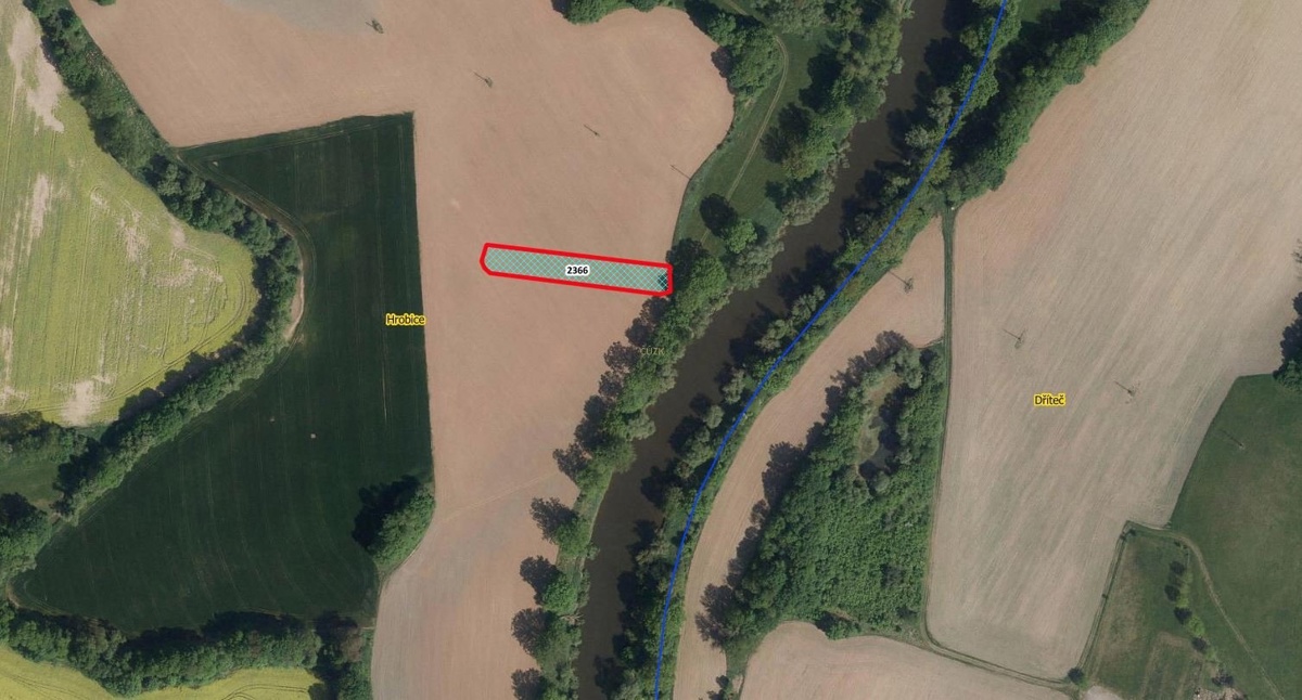 Photo 1 - Land for sale · Field