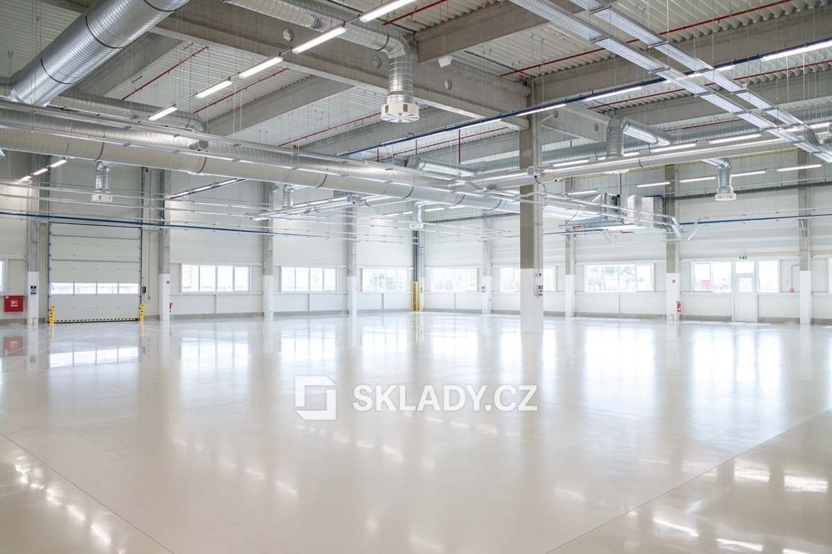 Hình ảnh 1 - Bất động sản thương mại cho thuê · 19 500 m²