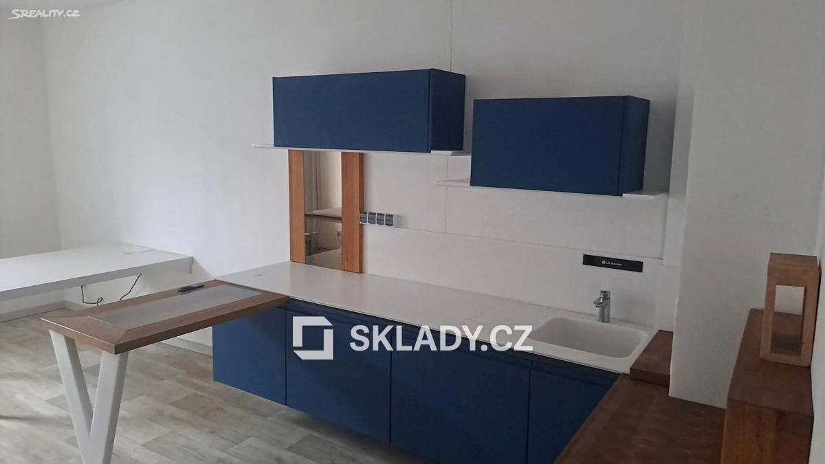 Fotografie 2 - Pronájem komerční nemovitosti · 400 m²