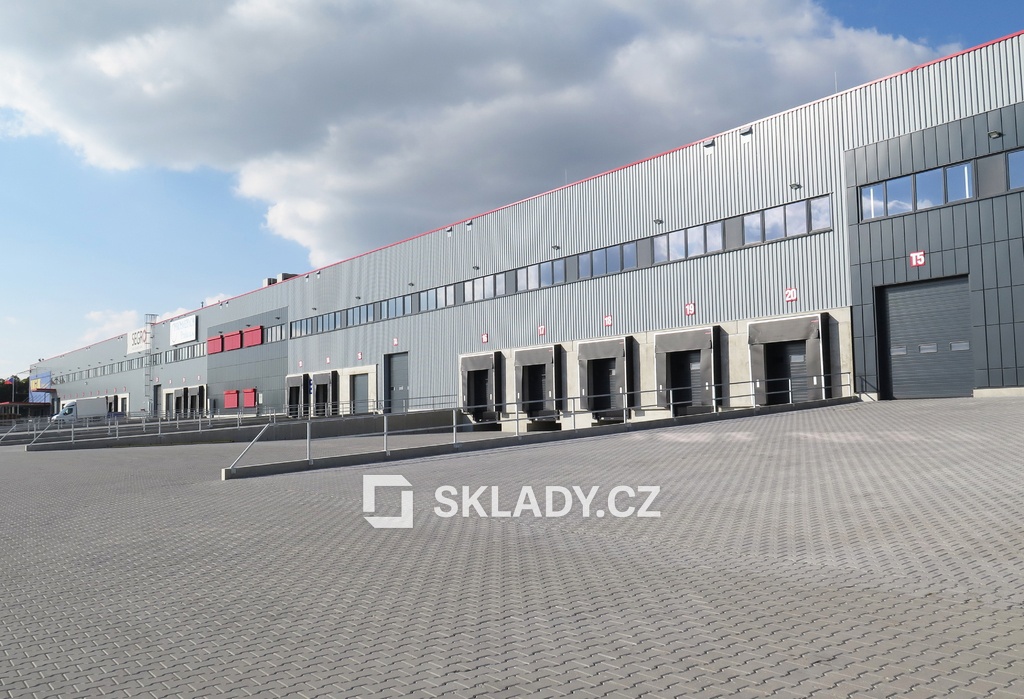 Photo 1 - Commercial property for rent · Warehouse · 5 800 m²