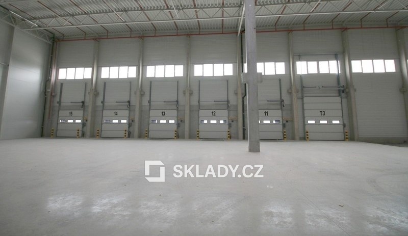 Photo 2 - Commercial property for rent · Warehouse · 5 800 m²