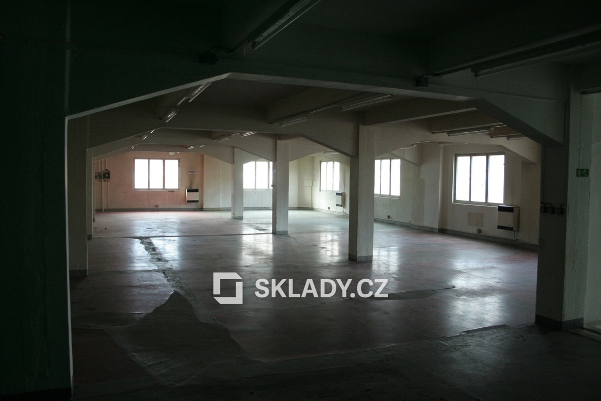 Fotografie 4 - Pronájem komerční nemovitosti · 572 m²