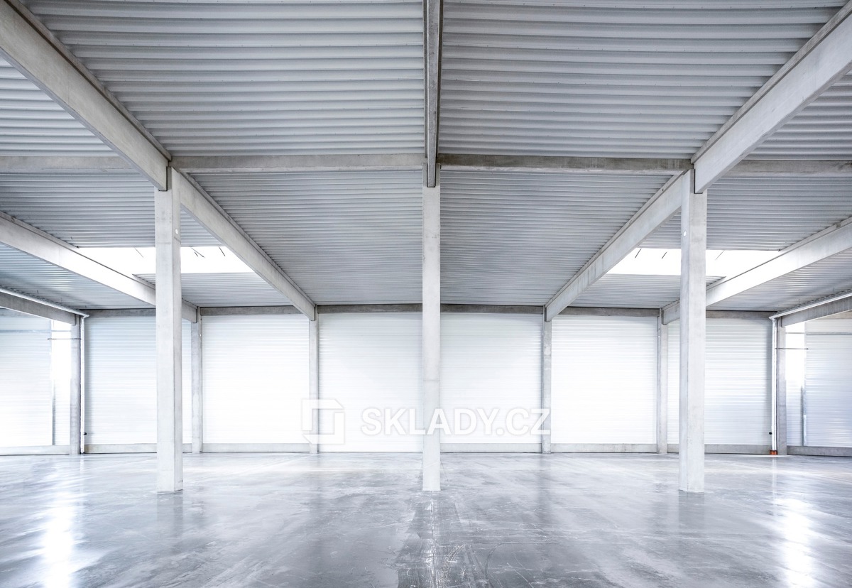 Fotografie 3 - Pronájem komerční nemovitosti · 10 000 m²