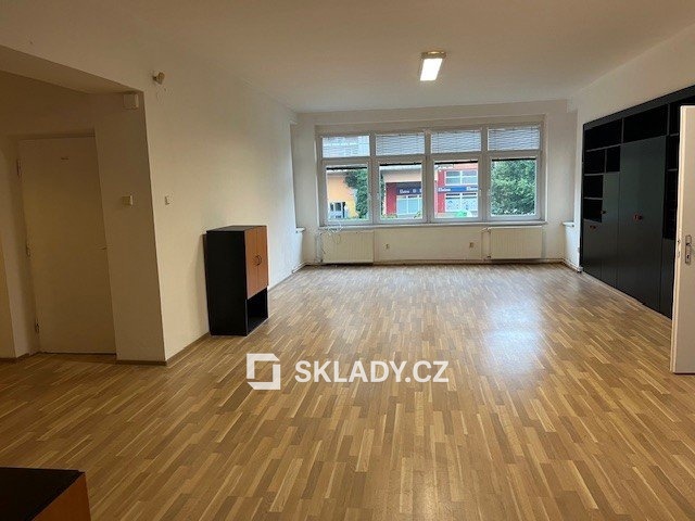 Photo 1 - Commercial property for rent · Office · 51 m²
