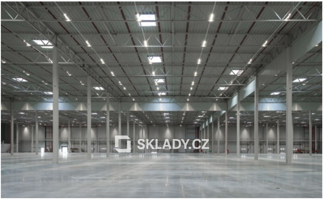 Photo 3 - Commercial property for rent · Warehouse · 10 000 m²
