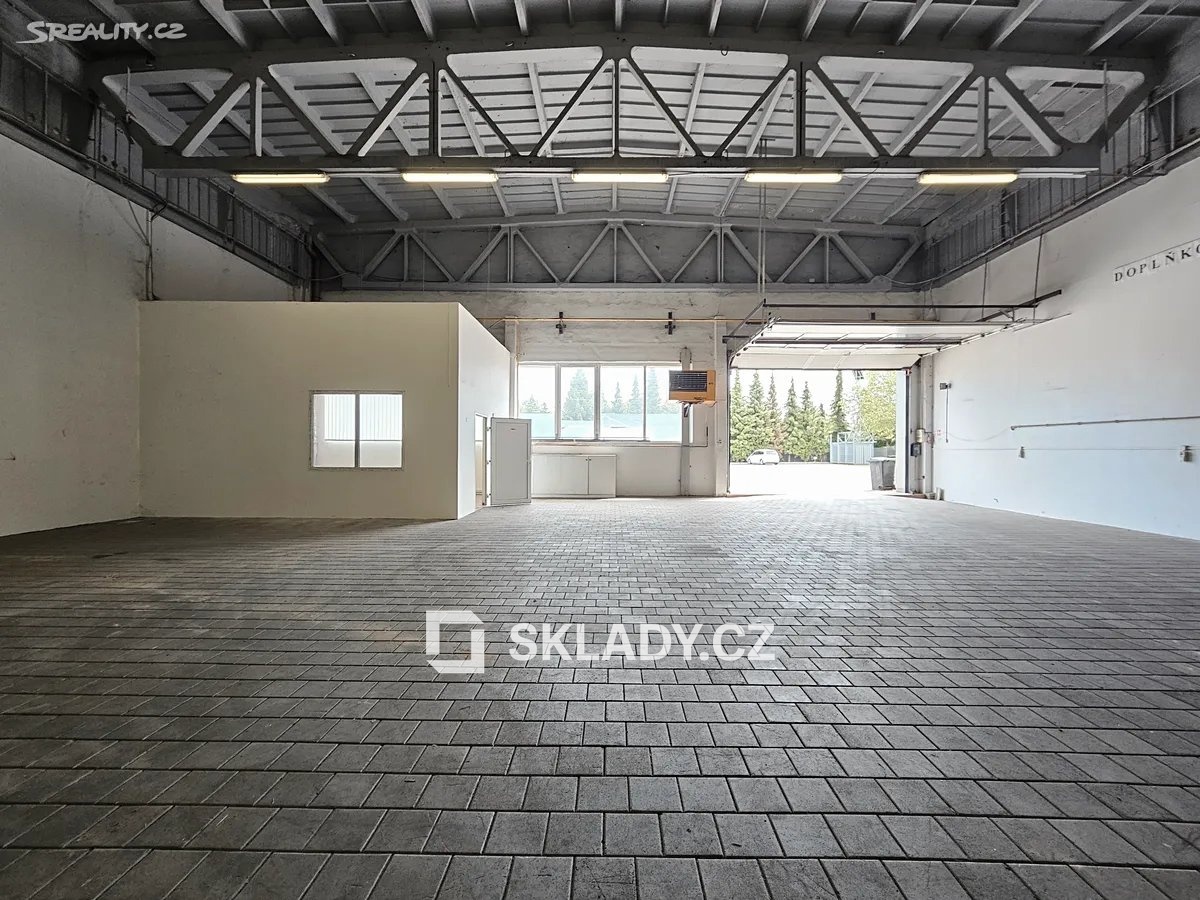 Фото 1 - Аренда коммерческой недвижимости · 1 463 m²