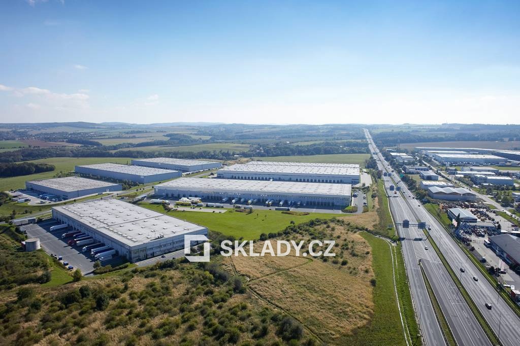 Photo 1 - Commercial property for rent · Warehouse · 20 940 m²