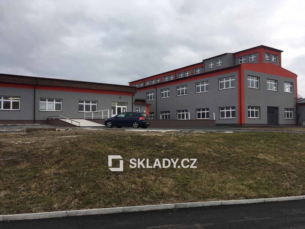 Photo 1 - Commercial property for rent · Warehouse · 1 500 m²