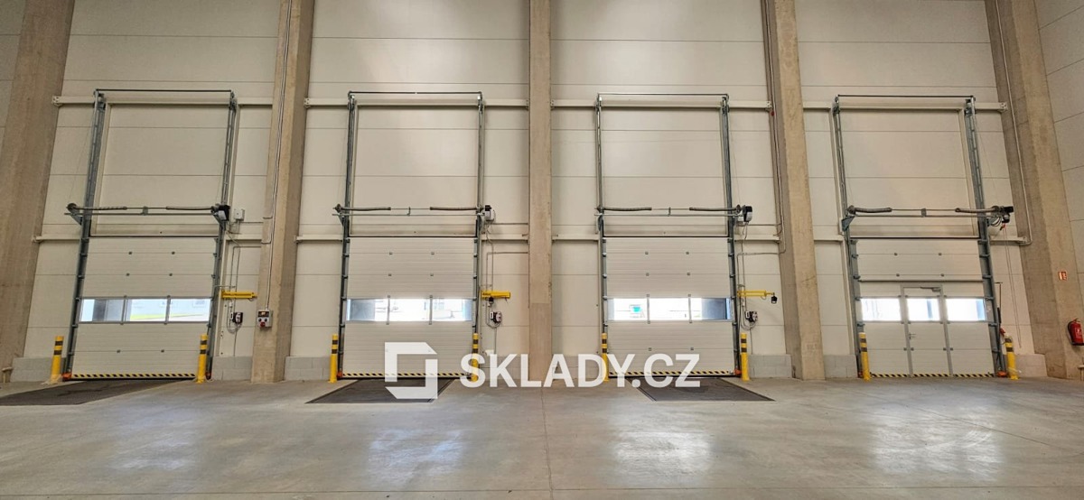 Photo 4 - Commercial property for rent · Manufacturing facility · 3 661 m²