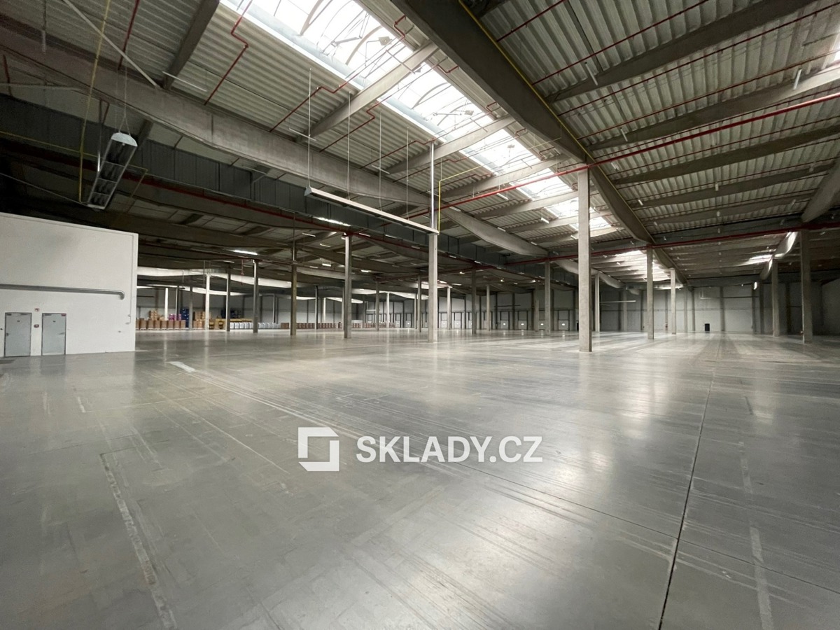 Hình ảnh 1 - Bất động sản thương mại cho thuê · 18 000 m²