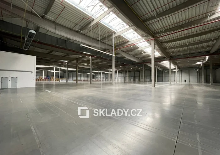 Hình ảnh 1 - Bất động sản thương mại cho thuê · 18 000 m²