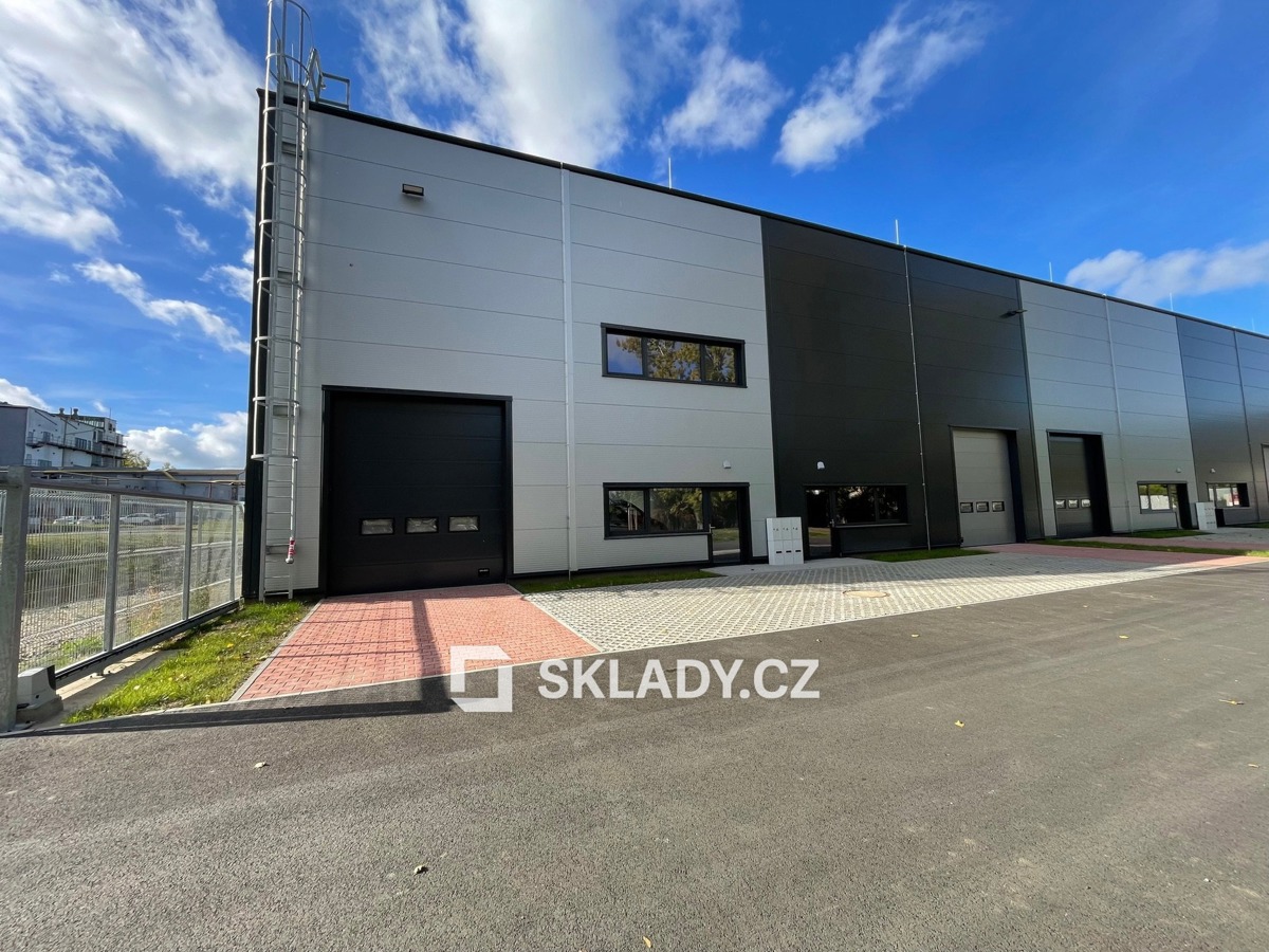 Photo 1 - Commercial property for rent · 192 m²