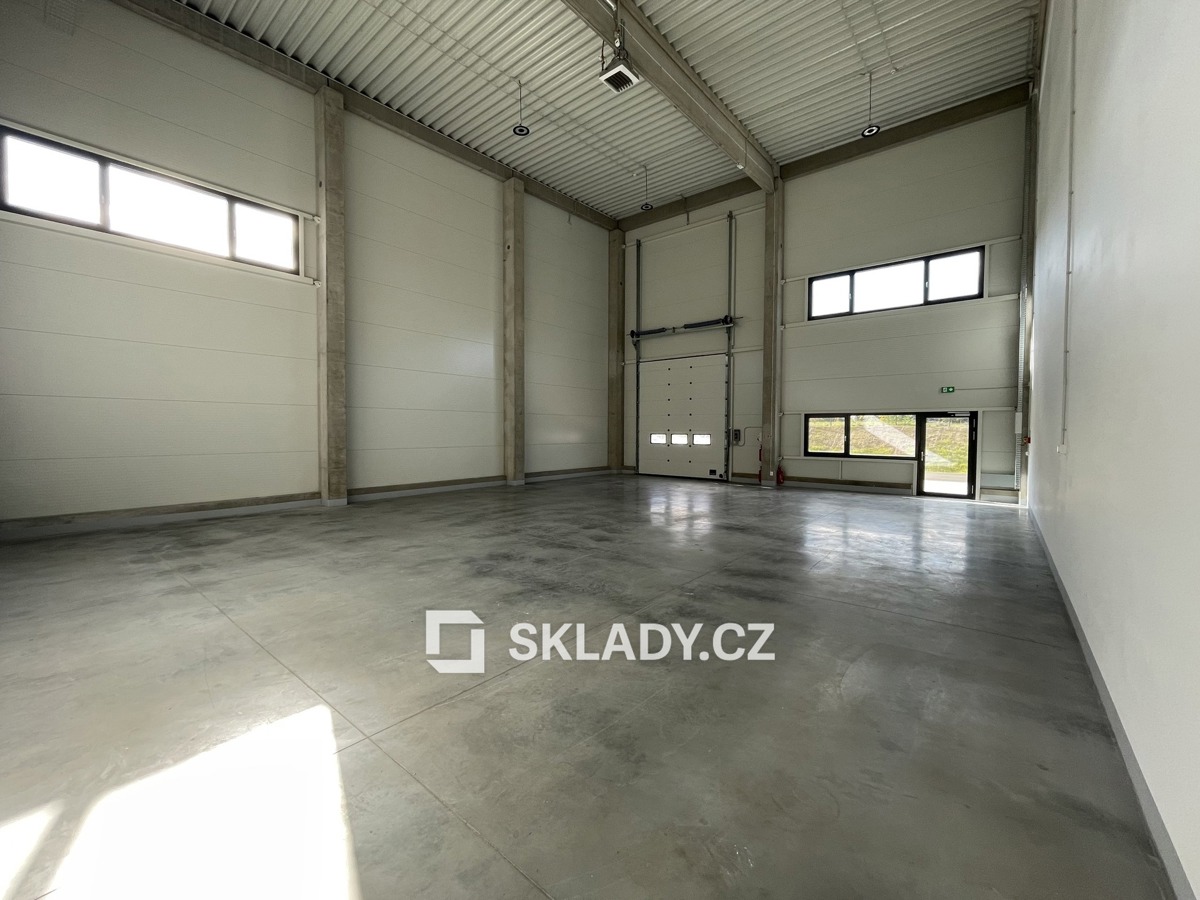 Photo 4 - Commercial property for rent · 192 m²