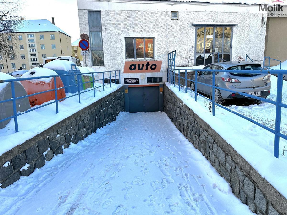 Fotografie 2 - Pronájem komerční nemovitosti · Sklad · 1 046 m²