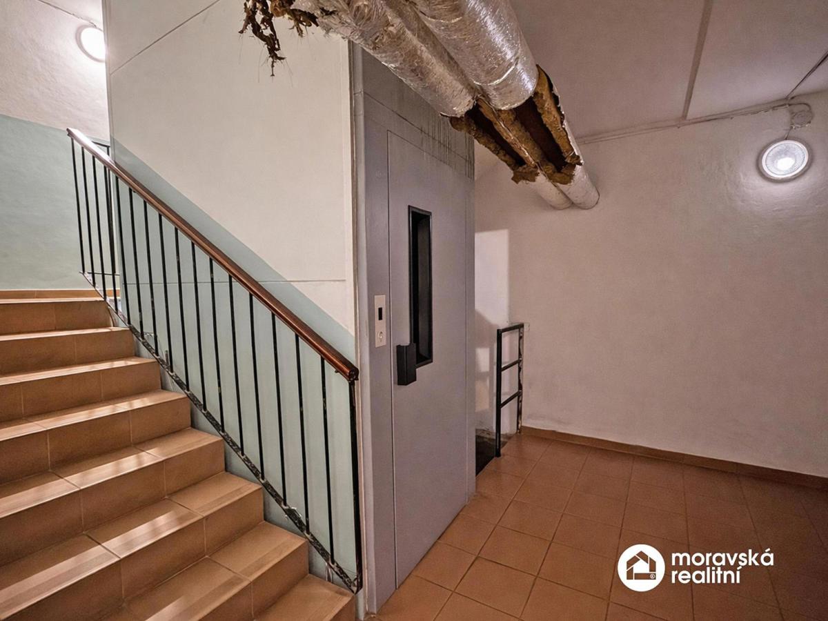 Фото 4 - Продажа коммерческой недвижимости · Склад · 20 m²