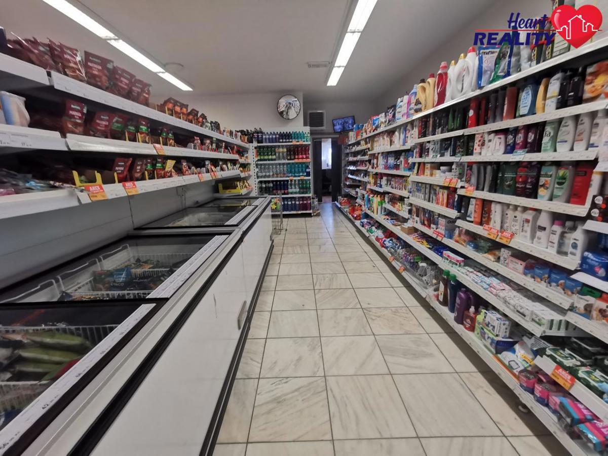 Photo 4 - Commercial property for rent · 198 m²