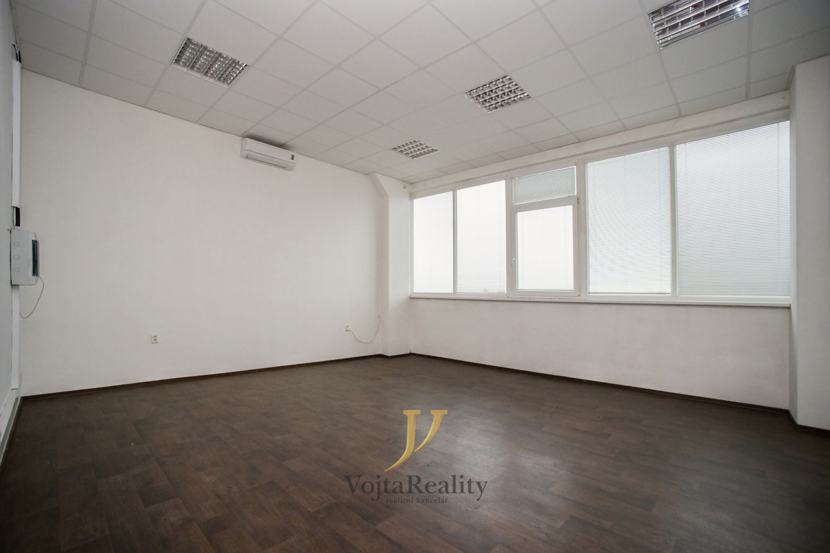Photo 1 - Commercial property for rent · Office · 40 m²