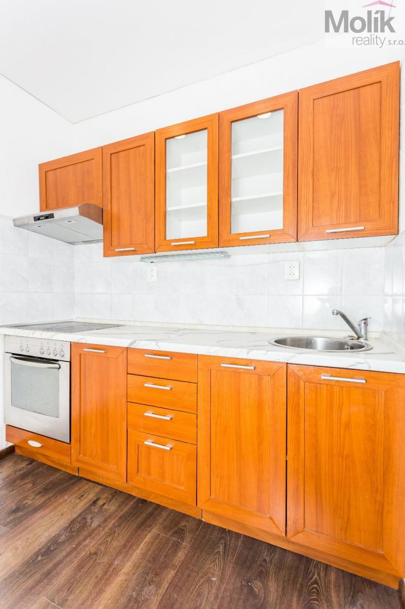 Фото 2 - Продажа квартиры · 2+kk · 41 m²