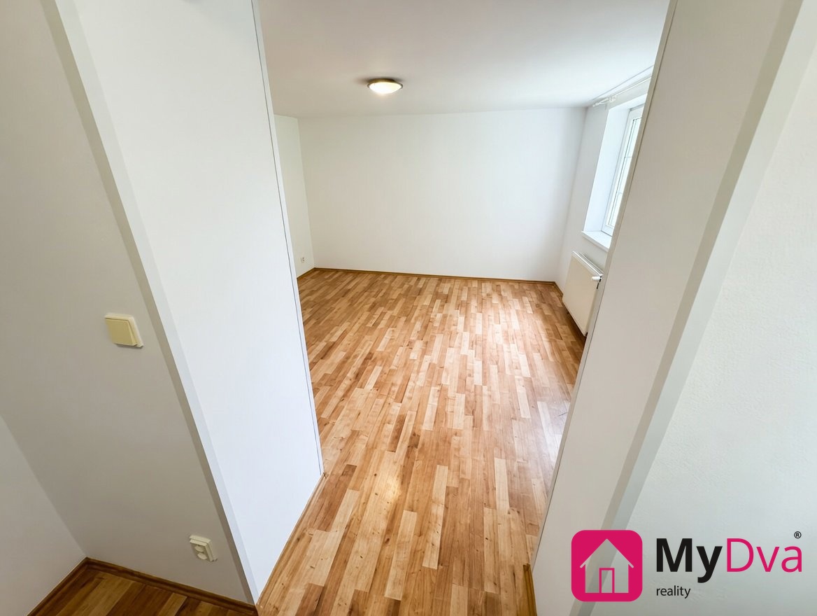 Fotografie 3 - Pronájem bytu · 1+1 · 29 m²