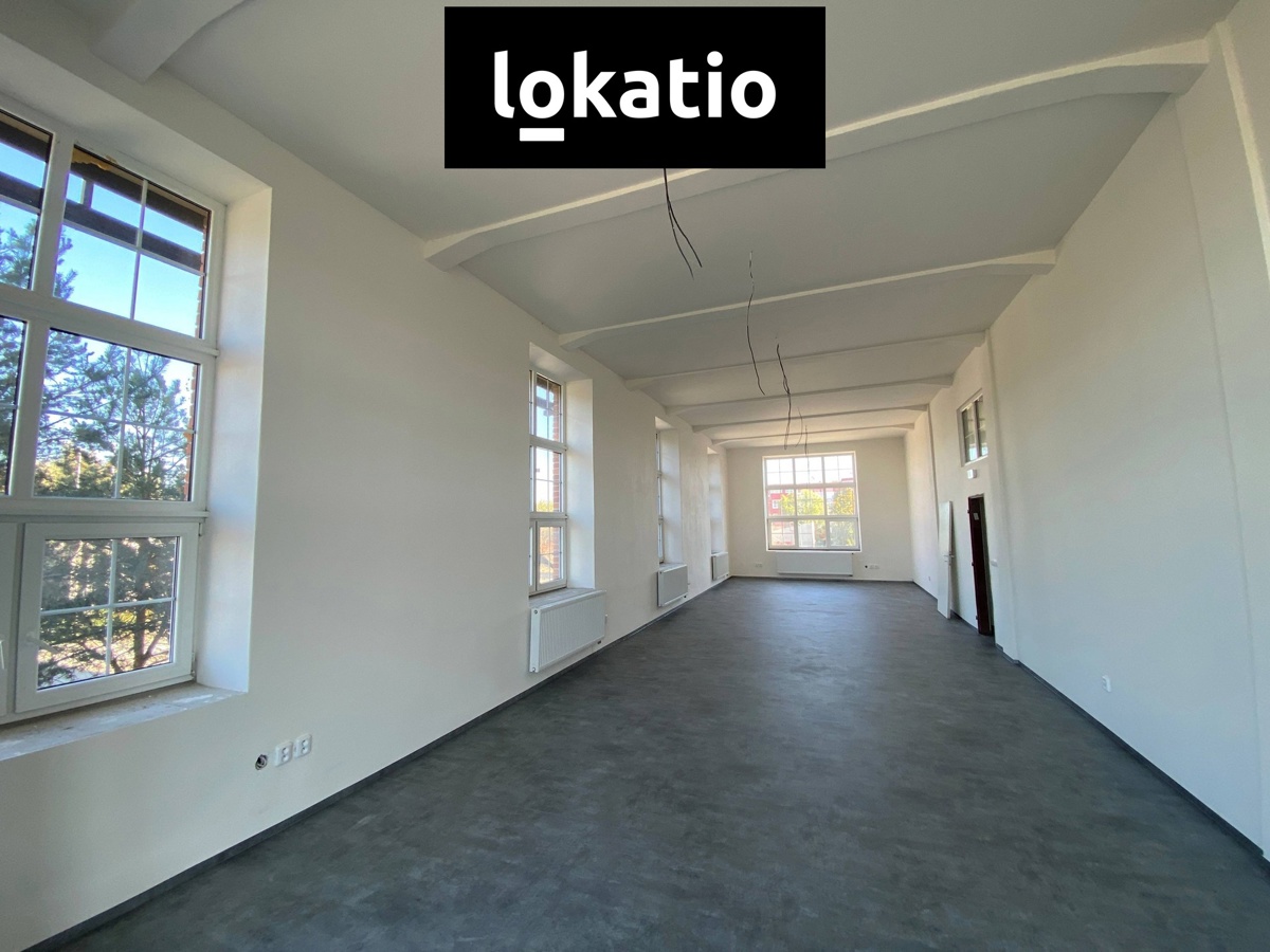 Photo 3 - Commercial property for rent · 2 400 m²