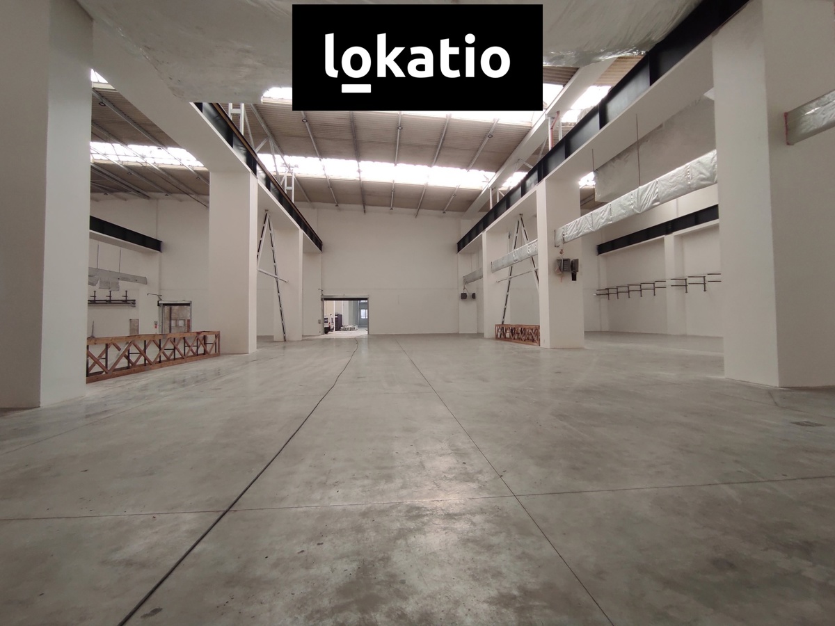 Photo 3 - Commercial property for rent · 2 465 m²
